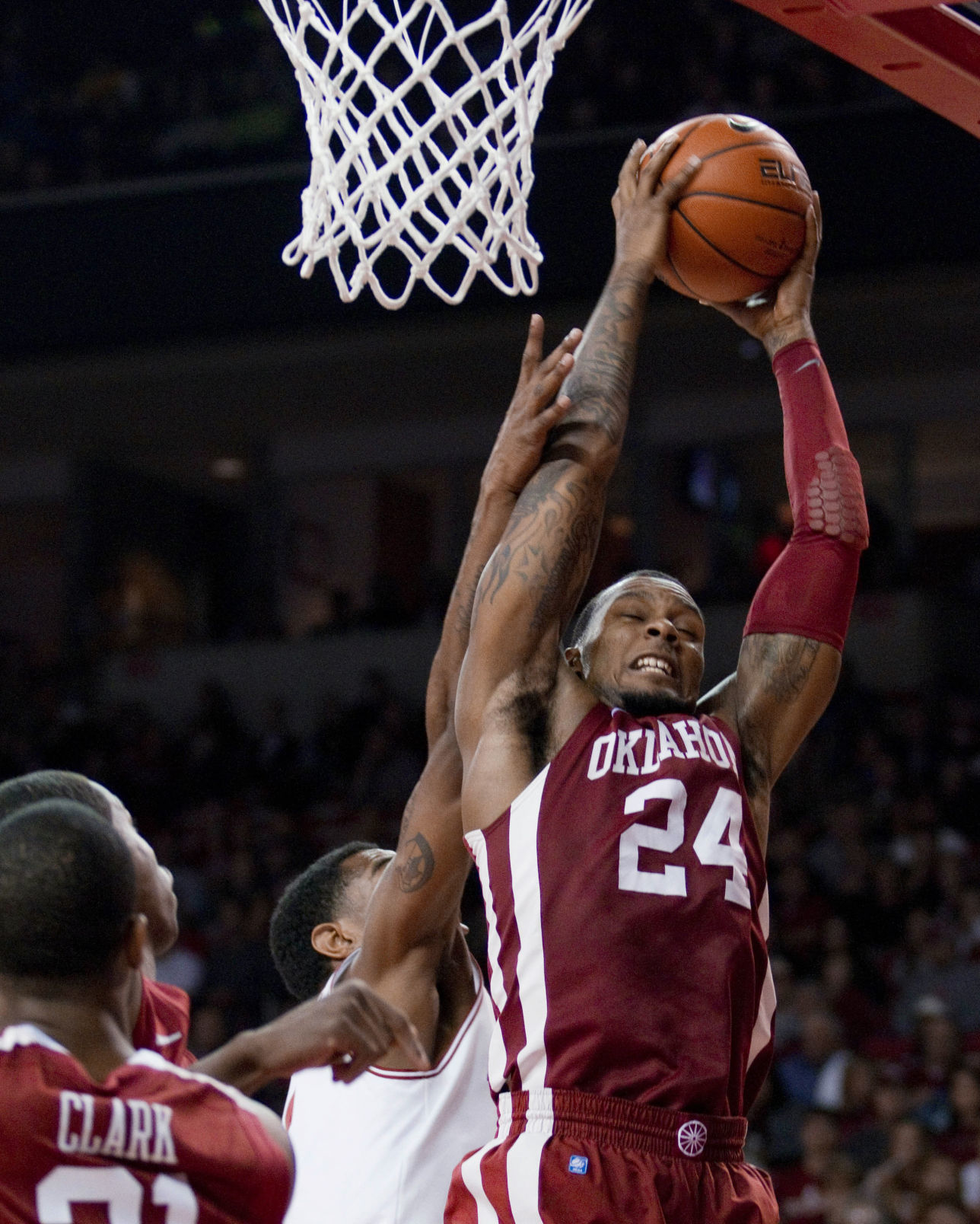 OU-Arkansas basketball series
